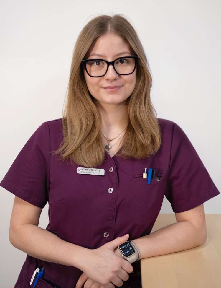 Carina De Vita / Medizinische Praxis-Assistentin (MPA) / Kinderarztpraxis kinderärzte am werk / Rheinfelden - Aargau